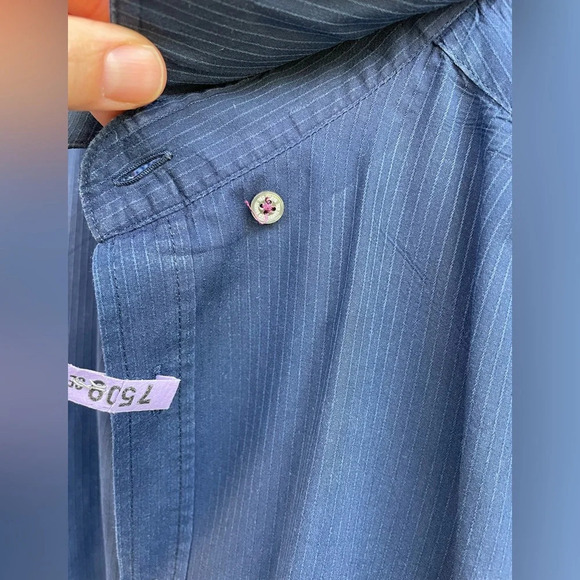 Ted Baker “ulukhot” Navy  textured verticals stripe buttondown, Ted 3 (me… - Picture 5 of 11